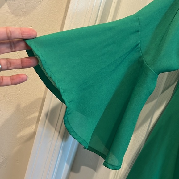 JUDITH MARCH Bell Sleeve Embroidered Blouse - Picture 4 of 12